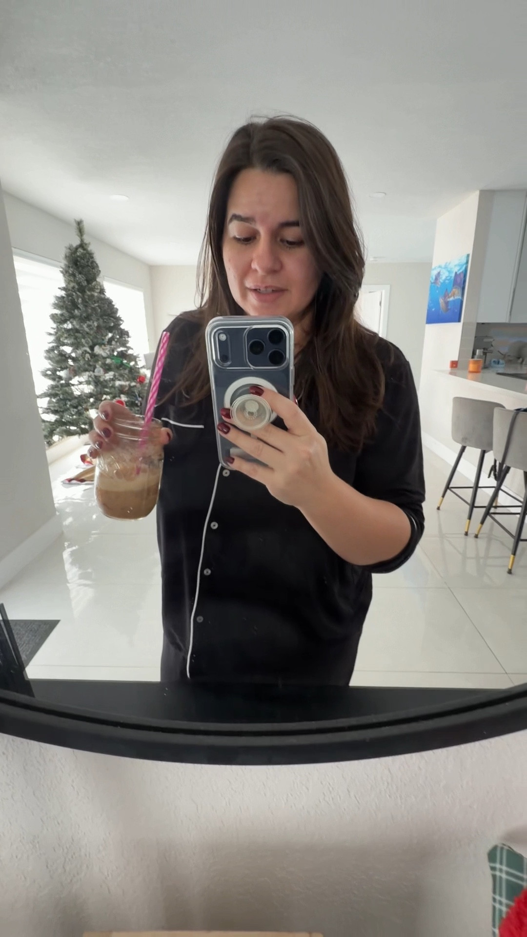 I need to grab another set! I’ve been living in these pajamas and slippers 🖤

#LTKmomlife #LTKHoliday #LTKootd