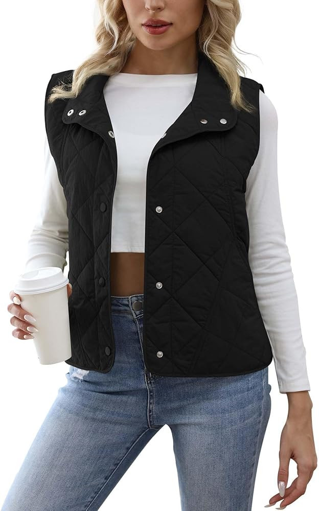 Womens Quilted Vest Lightweight Sleevesless Stand Collar Button Down Padded Gilet Fall Outerwear Vests with Pockets | Amazon (US)