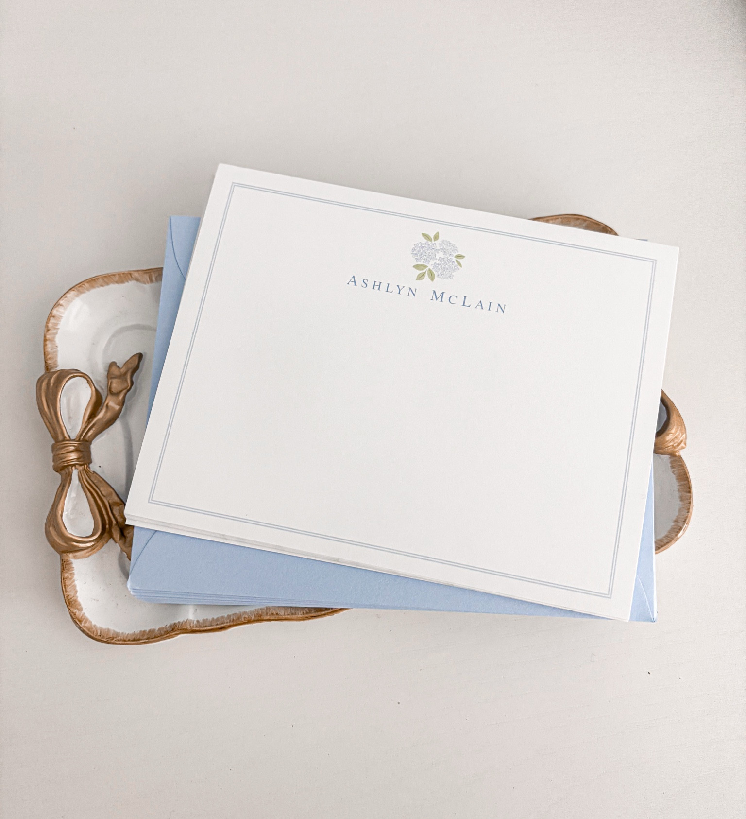 the cutest personalized stationary 🥹 I love hand written notes!


#LTKSeasonal #LTKMostLoved #LTKFindsUnder50