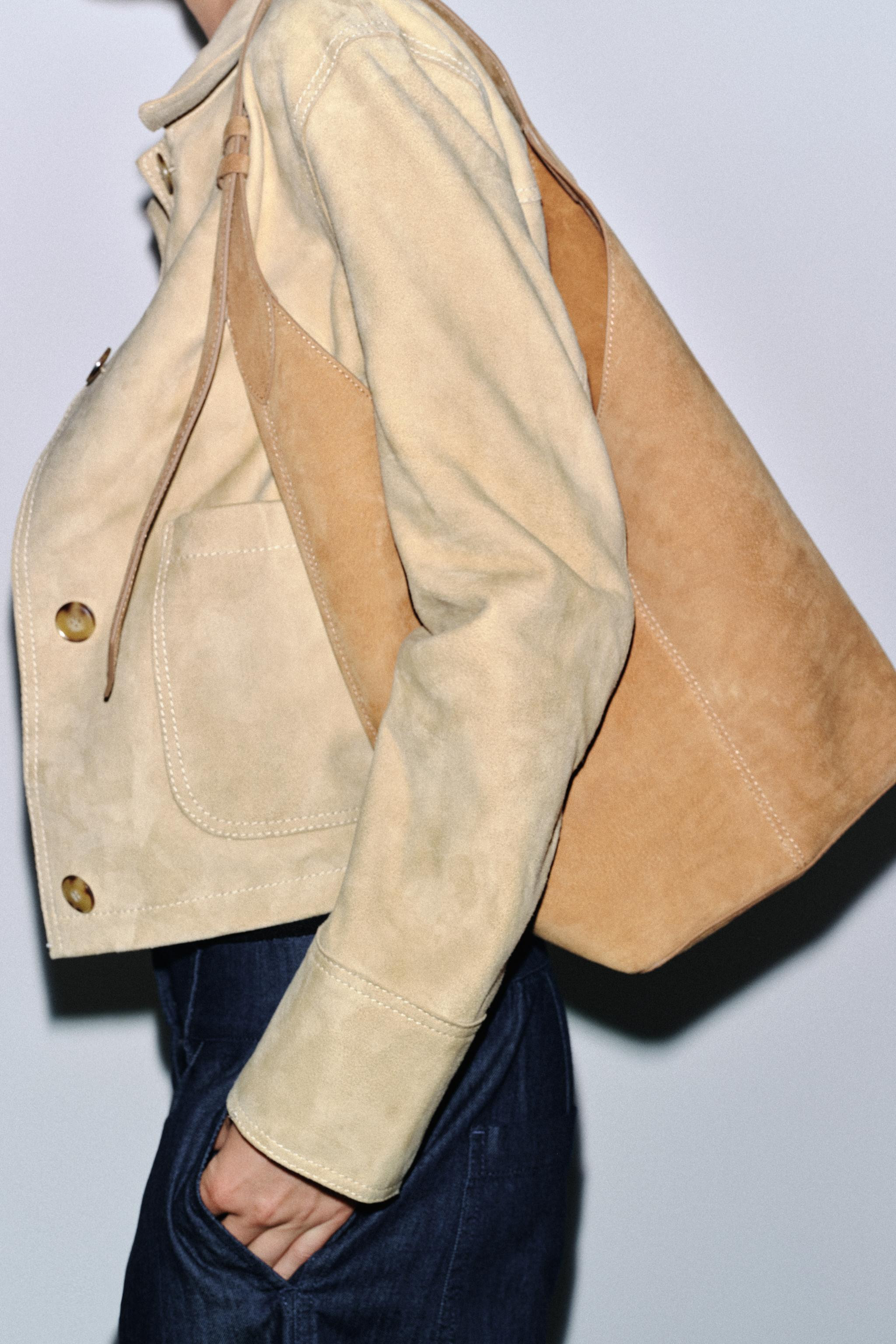 LEATHER MAXI BUCKET BAG WITH HANDLE DETAIL | Zara US