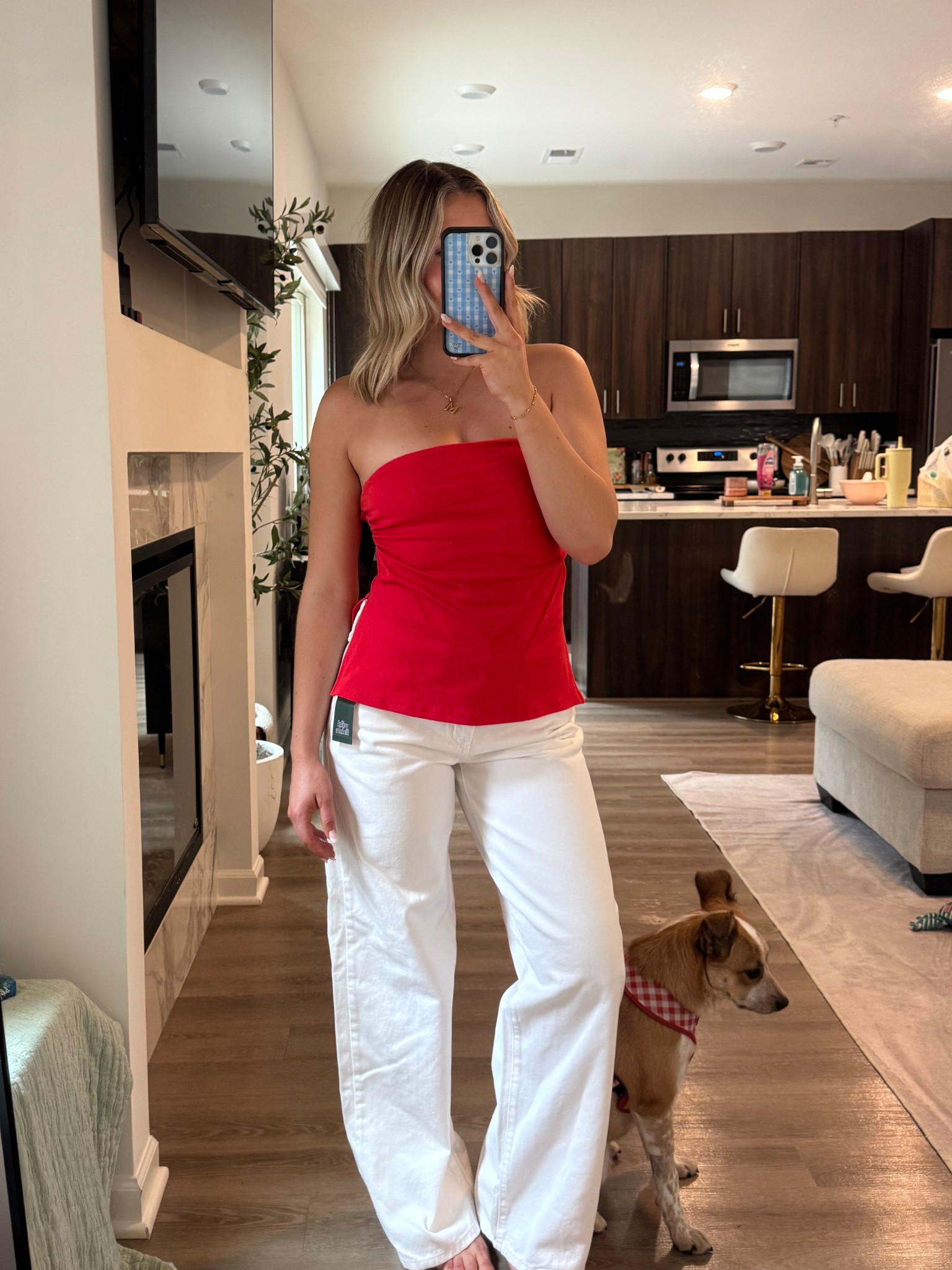 White jeans + red top = perfect summer outfit combo!!

This top is only $10 and the jeans are $30 from target!


#LTKSeasonal #LTKFindsUnder50 #LTKStyleTip