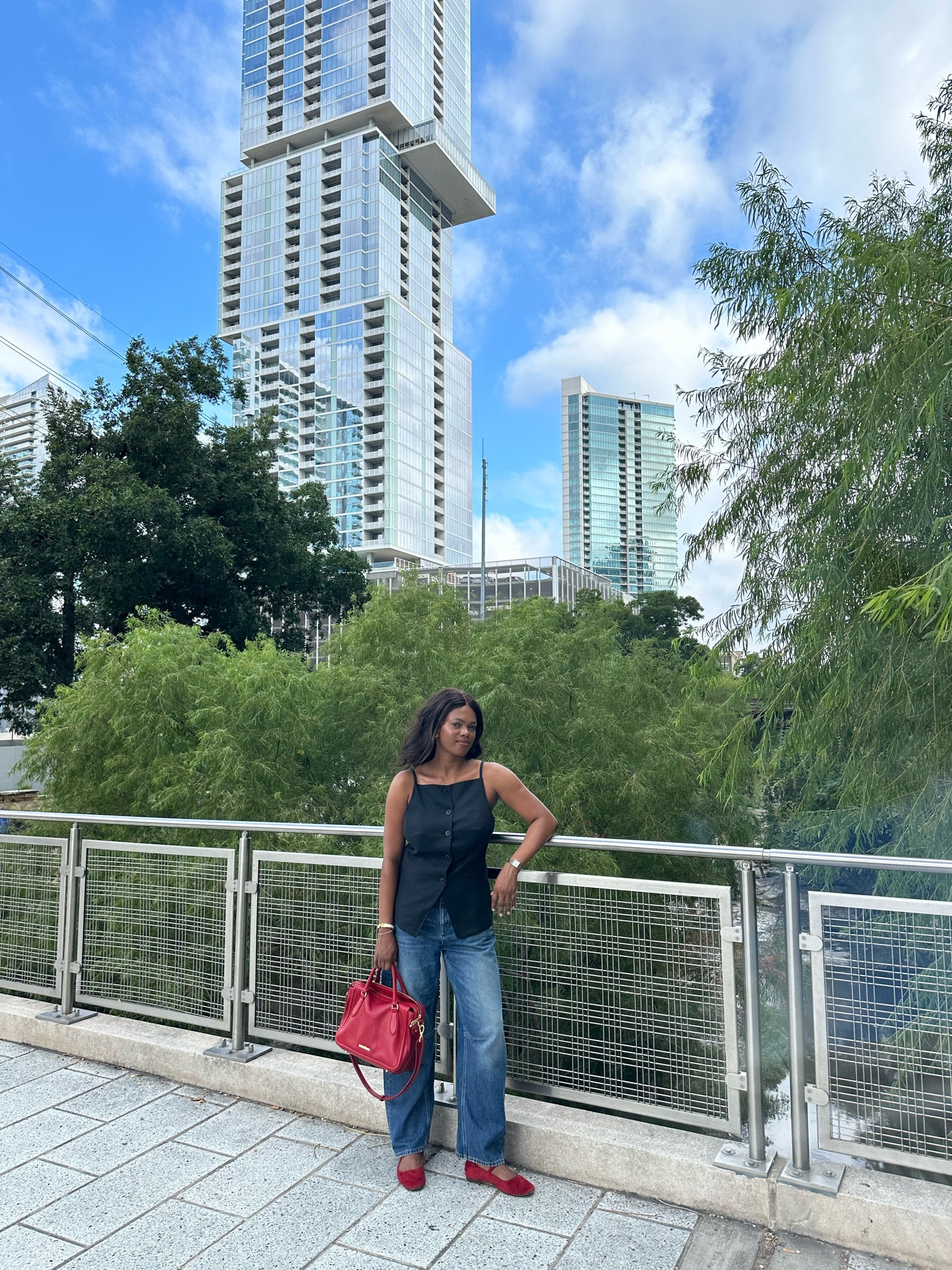 Austin TX

Wearing size 26 for jeans 👖 
6 for top
Flats run tts

#madewell #denim

#LTKTravel #LTKStyleTip #LTKShoeCrush