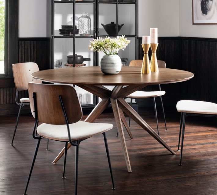 Hunter Round Dining Table | Pottery Barn (US)