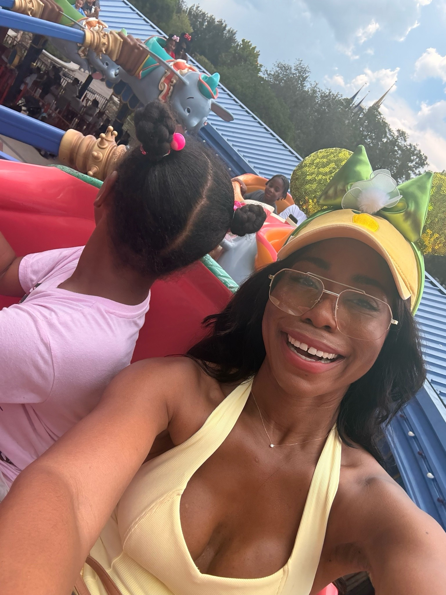 My favorite Amazon sunglasses are linked! Just bought them in pink too!