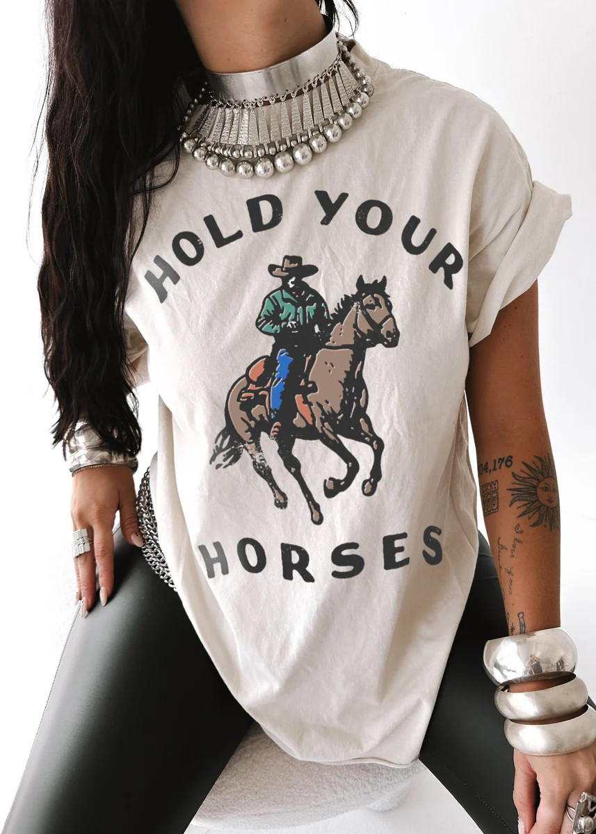 HOLD YOUR HORSES SIDE SLIT TEE | Pebby Forevee