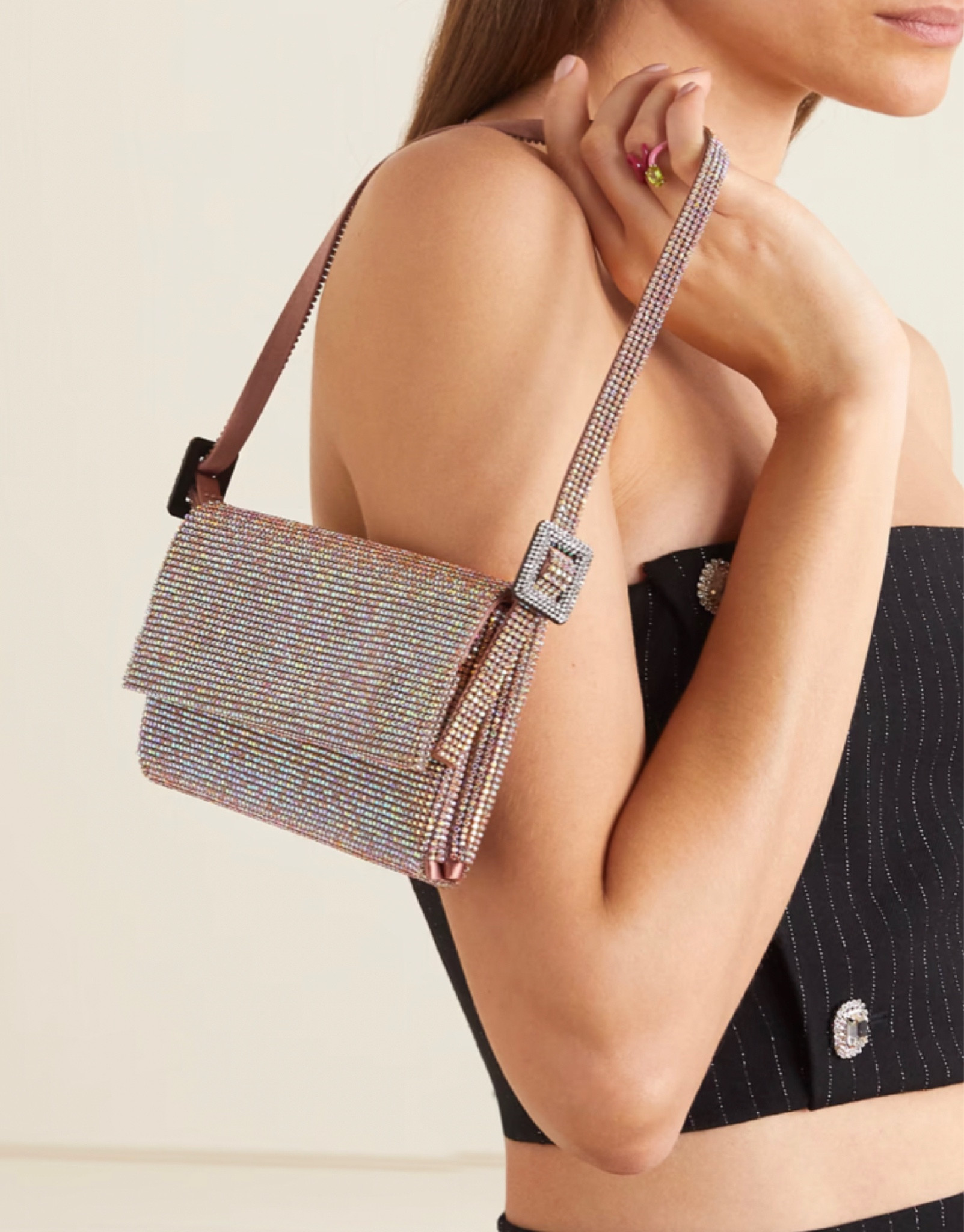 🪩50% OFF Designer Holiday Bags

Perfect for your next holiday event, wedding outfit, New Year’s Eve party or give it as a gift

Valentino, Attico, silver bag, cocktail bag, sale

#LTKHoliday #LTKitbag #LTKsalealert