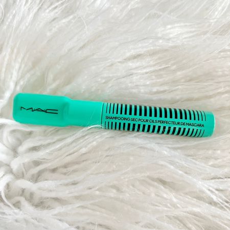 A Dry Shampoo for your eyelashes!! WHAT!? Freshen up your mascara with MAC’s new Lash Dry Shampoo👍🏻 

#LTKunder50 #LTKFestival #LTKbeauty