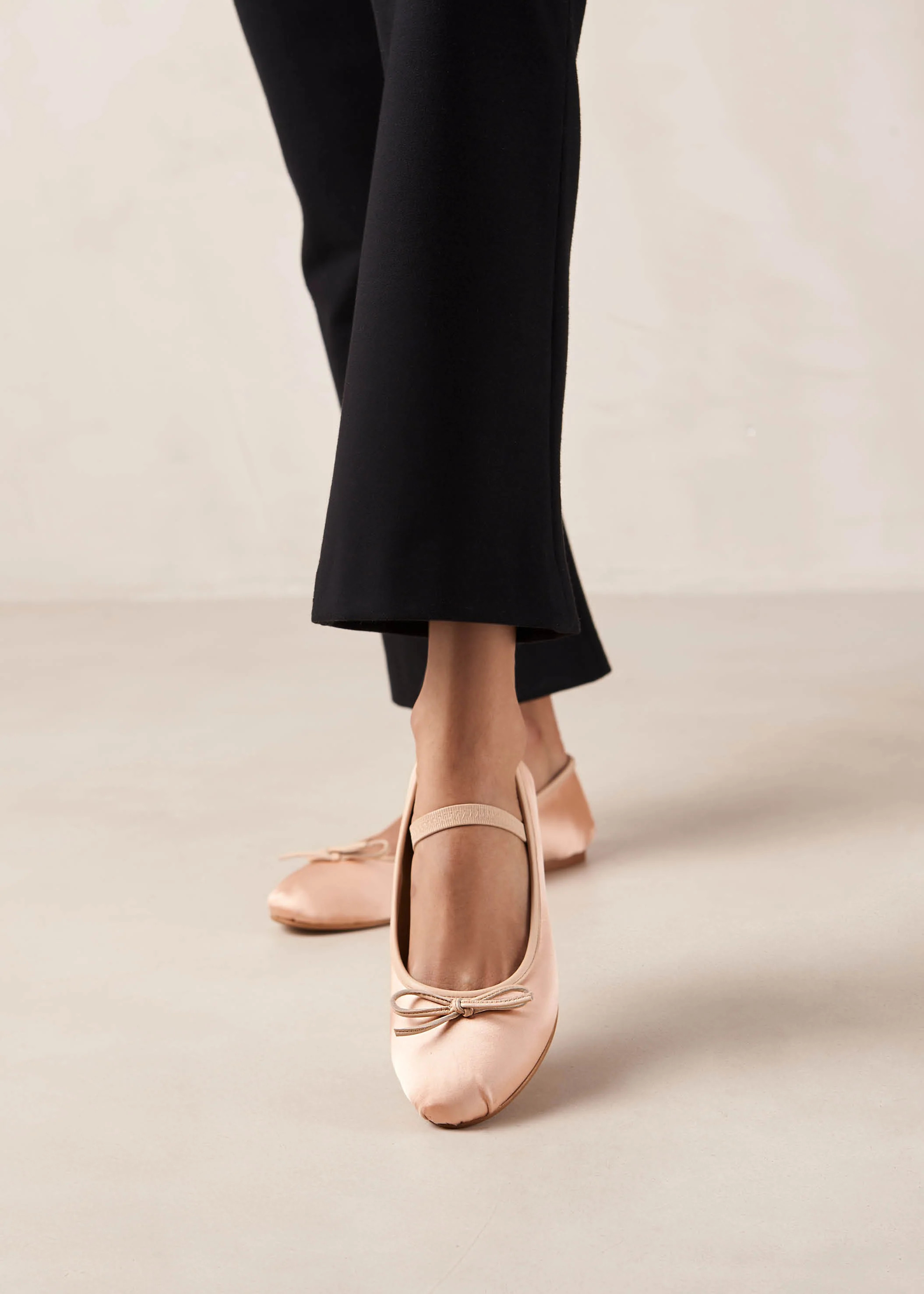 Odette Pale Pink Ballet Flats | ALOHAS | Alohas AU