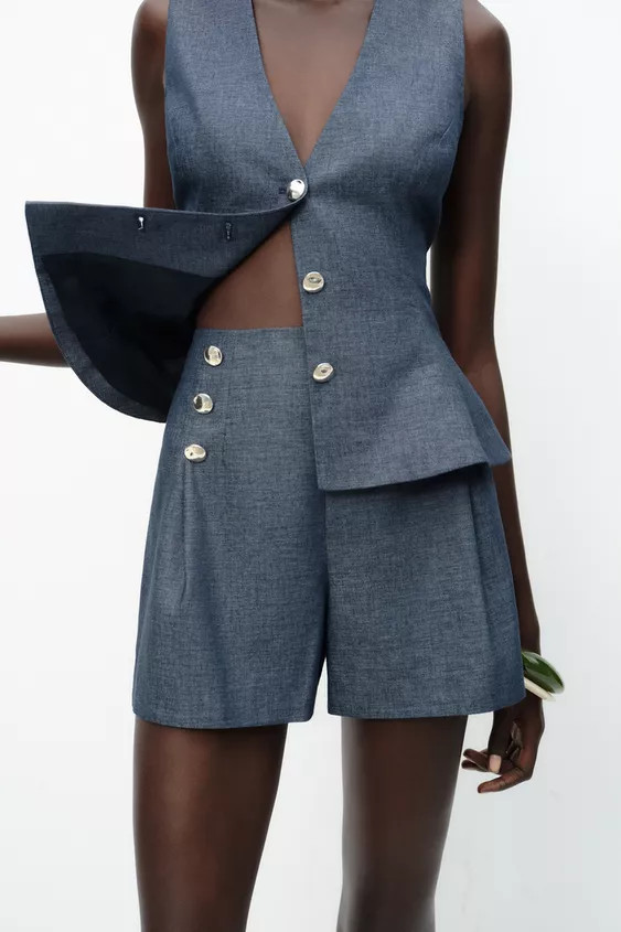 BUTTONED LINEN SHORTS | Zara US