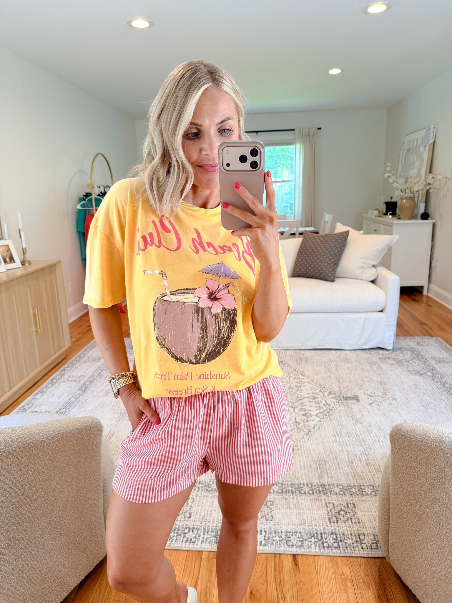 Walmart Summer Outfit Idea ☀️



walmart summer fashion, walmart outfits, affordable summer style, casual outfits, summer wardrobe, budget fashion finds, everyday outfits, trendy summer looks, vacation outfits, walmart clothing, graphic tee

#LTKSwim #LTKSeasonal #LTKootd