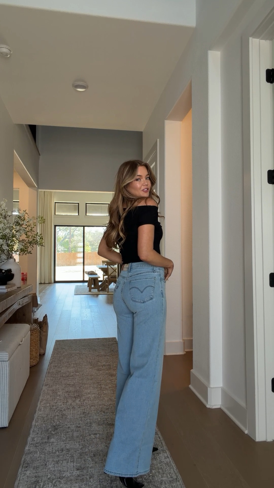 amazon outfit! top: small // jeans: 24