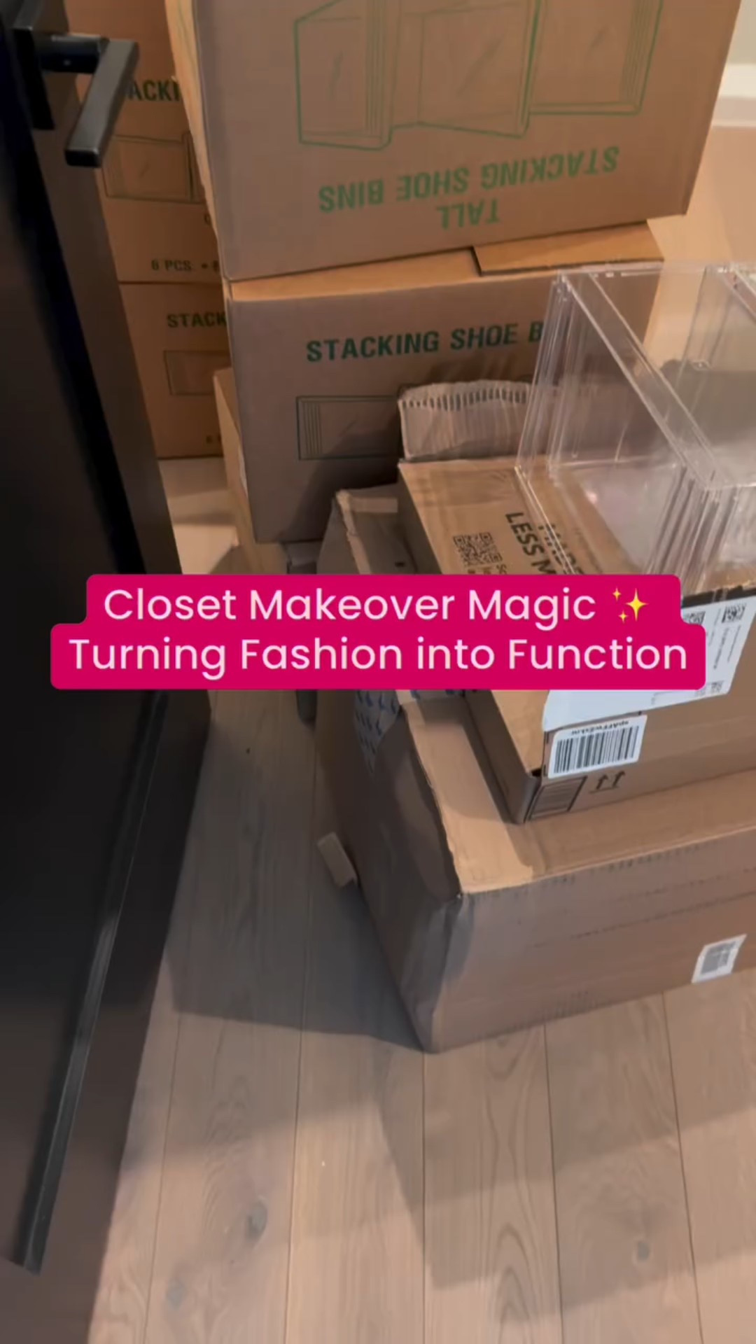 When your closet feels like your favorite luxury store… but better 😍👜👠

We created zones for shoes, handbags, and clothing so every piece is easy to see and even easier to grab 🙌🏻

Now it’s not just organized, it’s styled, curated, and ready for its runway moment every single day 😌

✨ Would you spend more time here than in your living room?