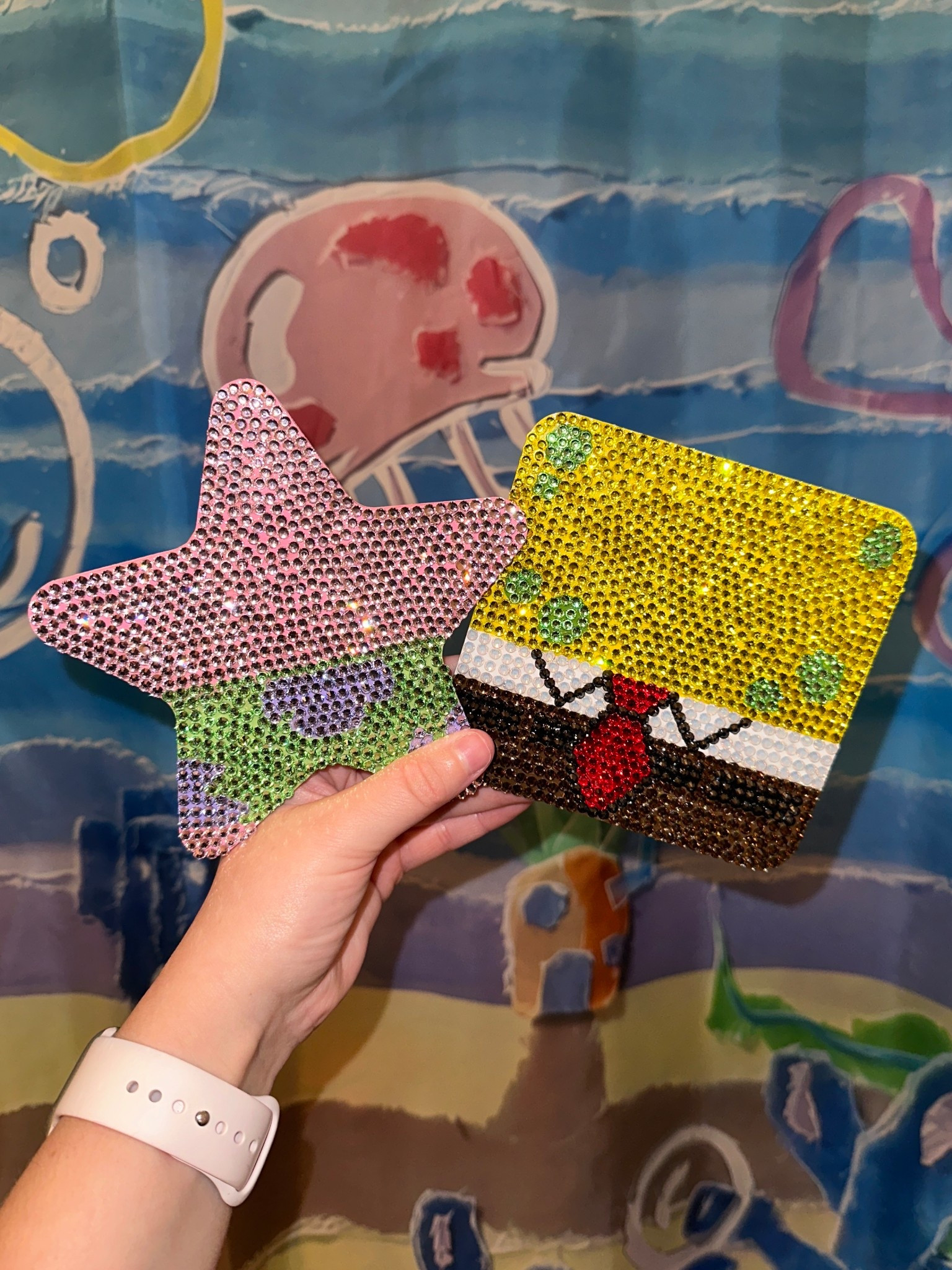Who lives in a pineapple under the sea 🤩✨


I’m so excited with how this bedazzled SpongeBob and Patrick turned out!!!

#LTKFestival #LTKHome #LTKdayinmylife