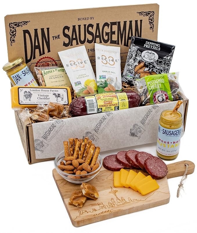 Dan the Sausageman's Kodiak Gift Basket Featuring Beef Summer Sausage, Nut Assortments, Cheese and M | Amazon (US)