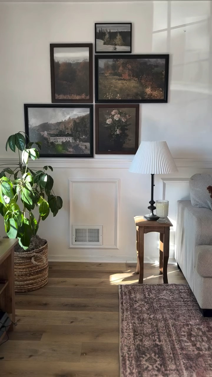 In between all of the chaos of being sick, I’m still in my nesting era—and for anyone who is a manic cleaner and organizer like I am, you know that this means next level nesting! Which includes replacing one rug for another because the baby deserves to see a fresher print 🤣

You can shop this beaut on my LTK—link in bio and story!

#LivingRoom #LivingRoomDecor #HomeDecor #HomeDesign #VintageModern #VintageInspired #Loloi #LoloiRugs #FYP #Reels #Discover #Explore #Home