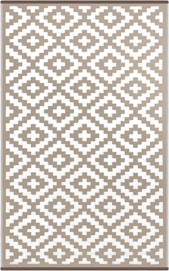 Green Decore "Nirvana" Outdoor/Light Weight/Reversible Eco Plastic Rug, Taupe/White | Amazon (US)