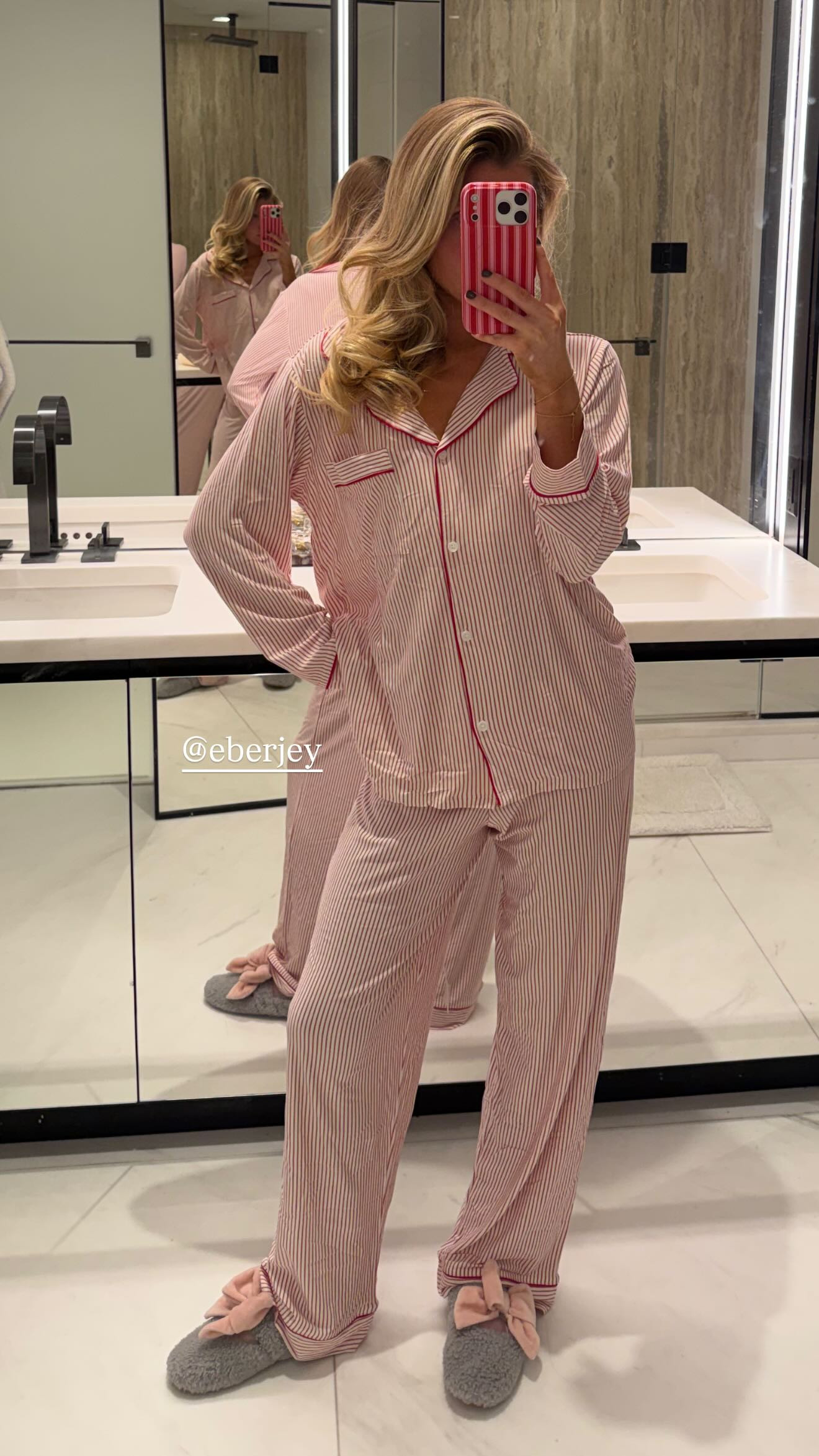 The cutest holiday pajamas 

 #LTKGiftGuide #LTKHoliday #LTKStyleTip