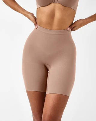 SPANXsculpt®  Seamless Power Mid-Thigh Short | Spanx