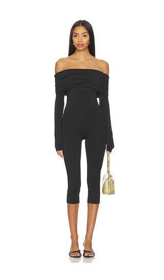 superdown Yuna Capri Jumpsuit in Black. - size M | Revolve Clothing (Global)