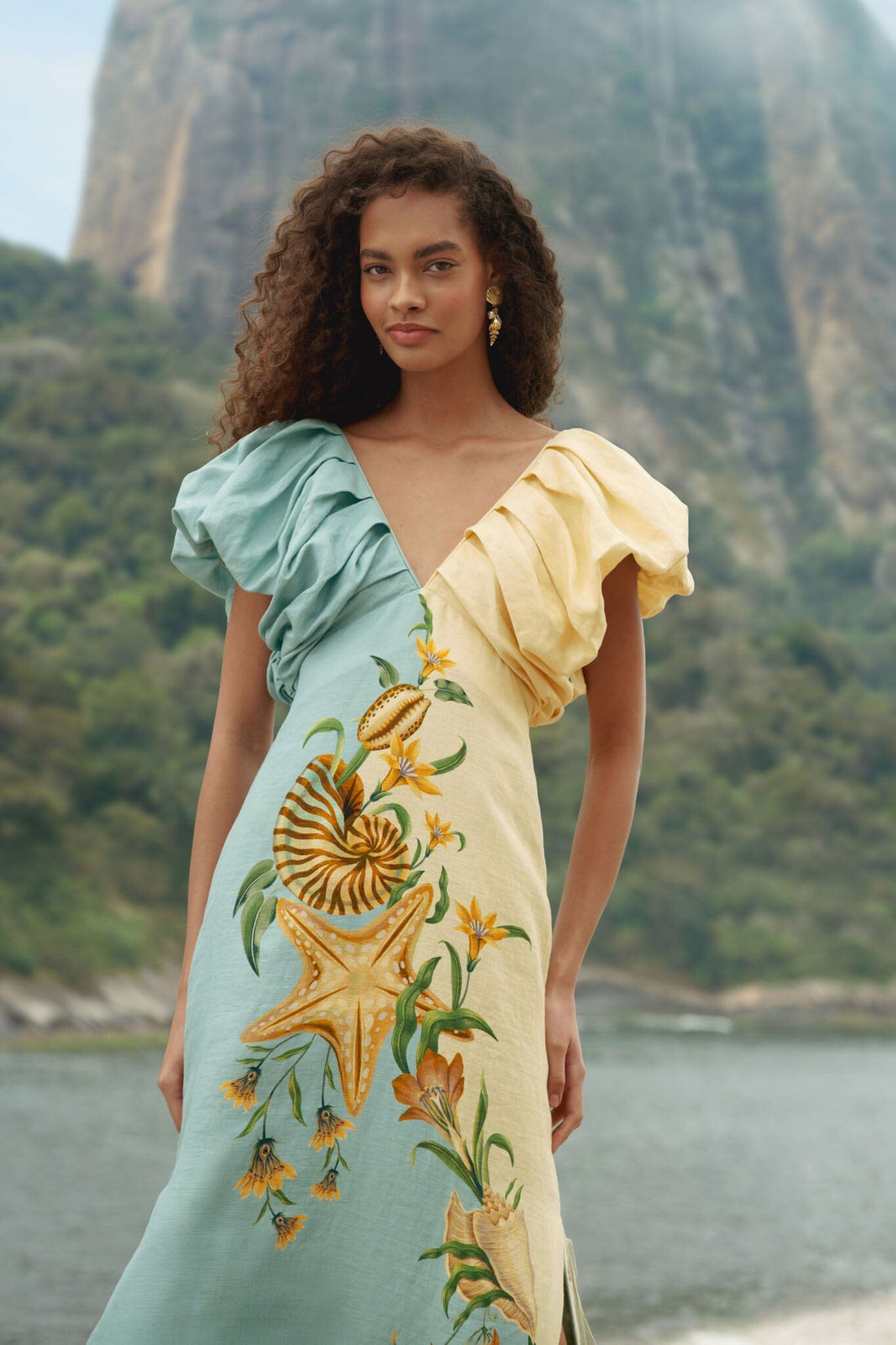 Sunshine + savings = the perfect combo ☀️💸 Farm Rio is giving EXTRA 30% OFF sitewide with code EXTRA30 during their 4th of July Sale 🎉 Your fave summer pieces just got way more affordable!

#FarmRioSale #SummerSavings #Extra30Off #4thOfJulyStyle #FashionFinds #TropicalFashion #ResortWear #StyleInspo #OOTDLooks #SaleSeason #TrendyFits #BudgetFashion #HotPicks #MustShop 

 #LTKSeasonal #LTKU #LTKSaleAlert