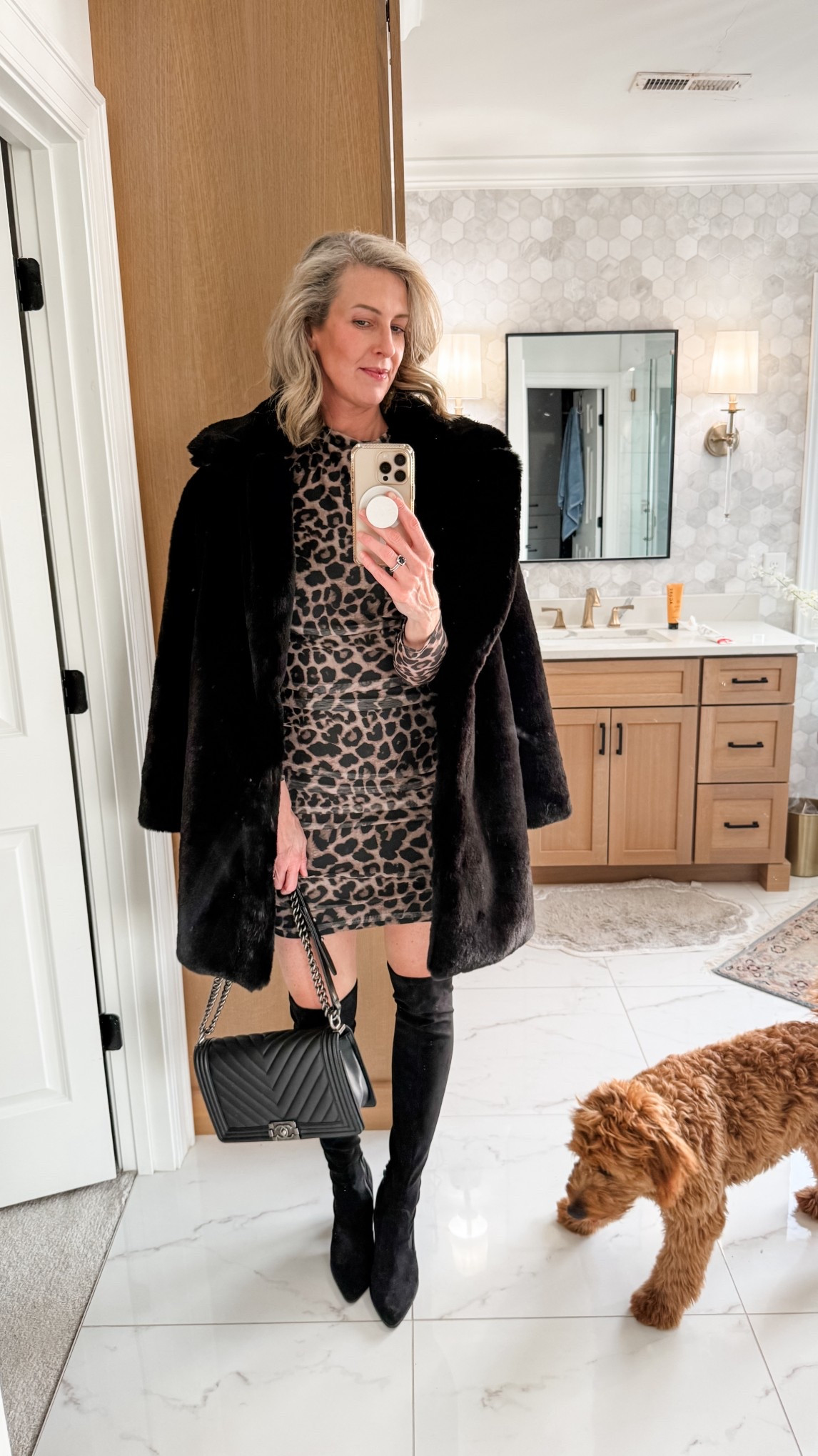 When the invite says “mob wife” say less…. 