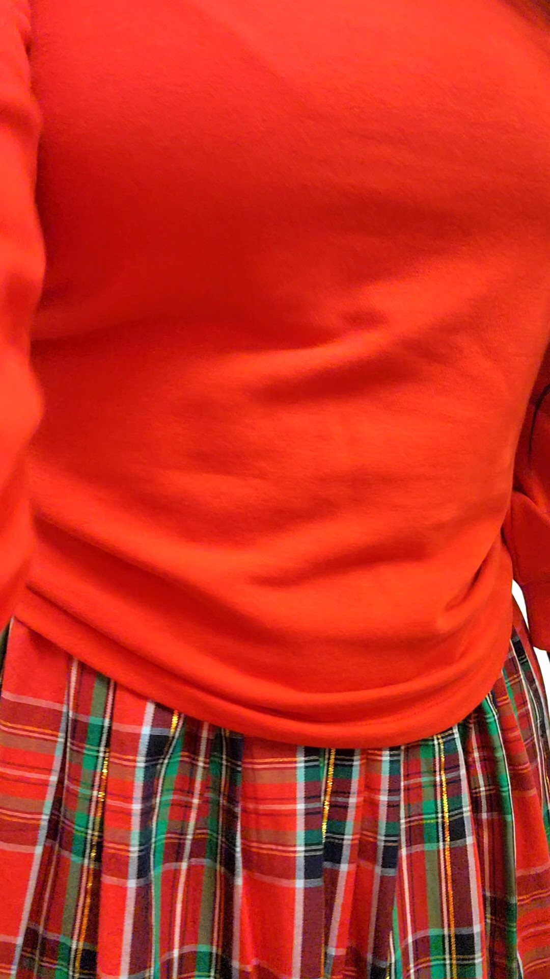 Belk doorbusters wearing a size large in both. 

#LTKHoliday #LTKCyberWeek #LTKSaleAlert