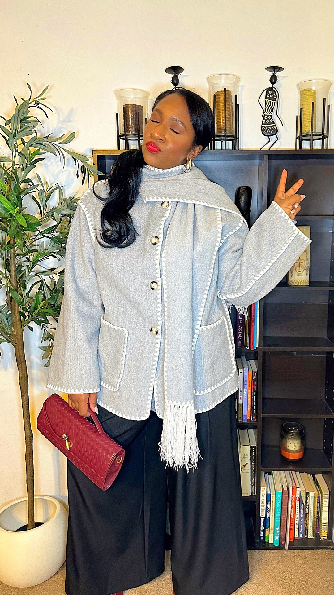 Simple & Chic. Always A Vbe. Somebody’s Fine A$$ Momma! 😜 #ClassicLook #ElevatedBasics #PopOfColor #FlyInMy40s #FallOOTDInspo

#LTKMidsize #LTKootd #LTKOver40