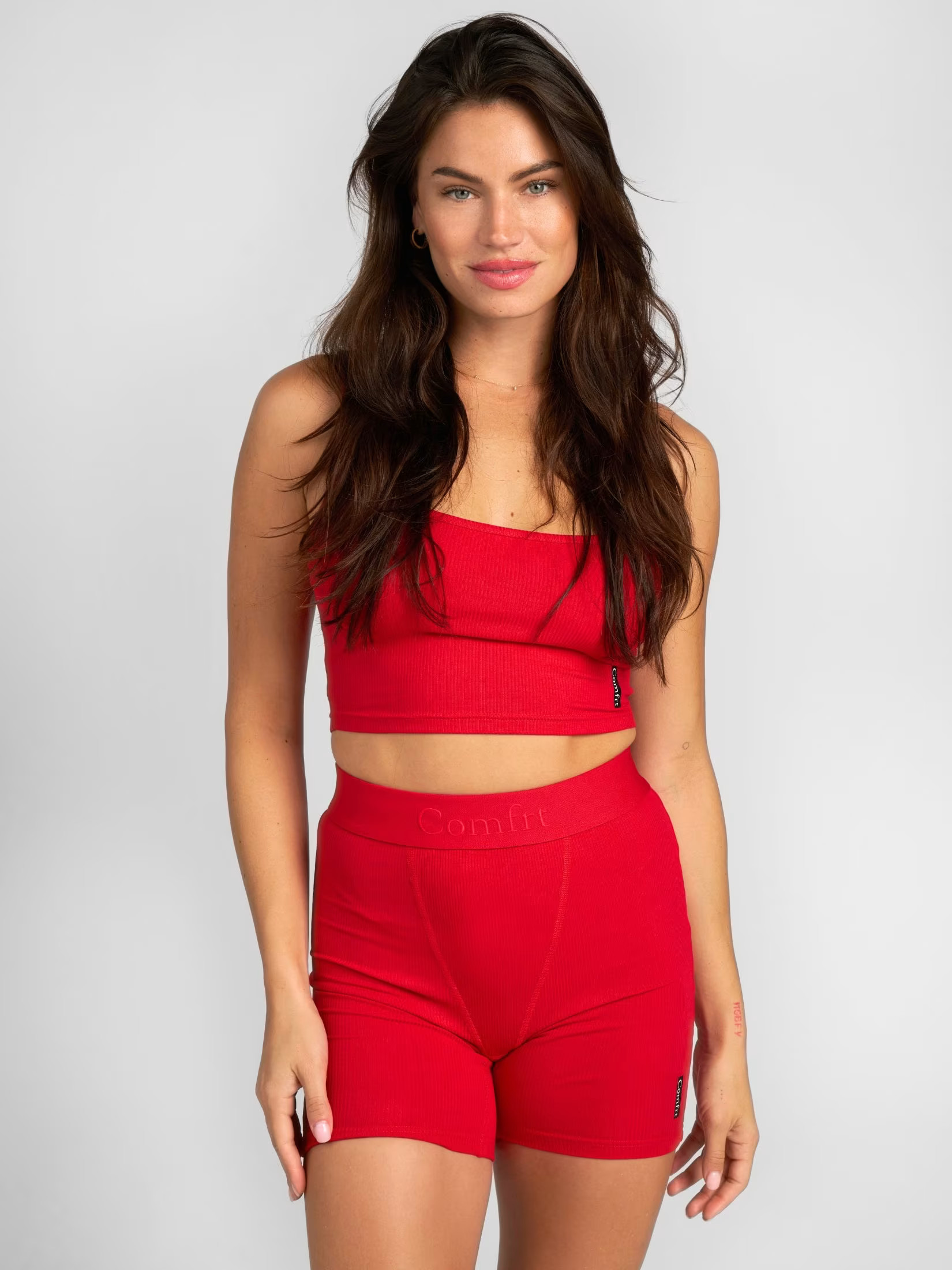 Rib Contour Crop Tank — Comfrt | Comfrt
