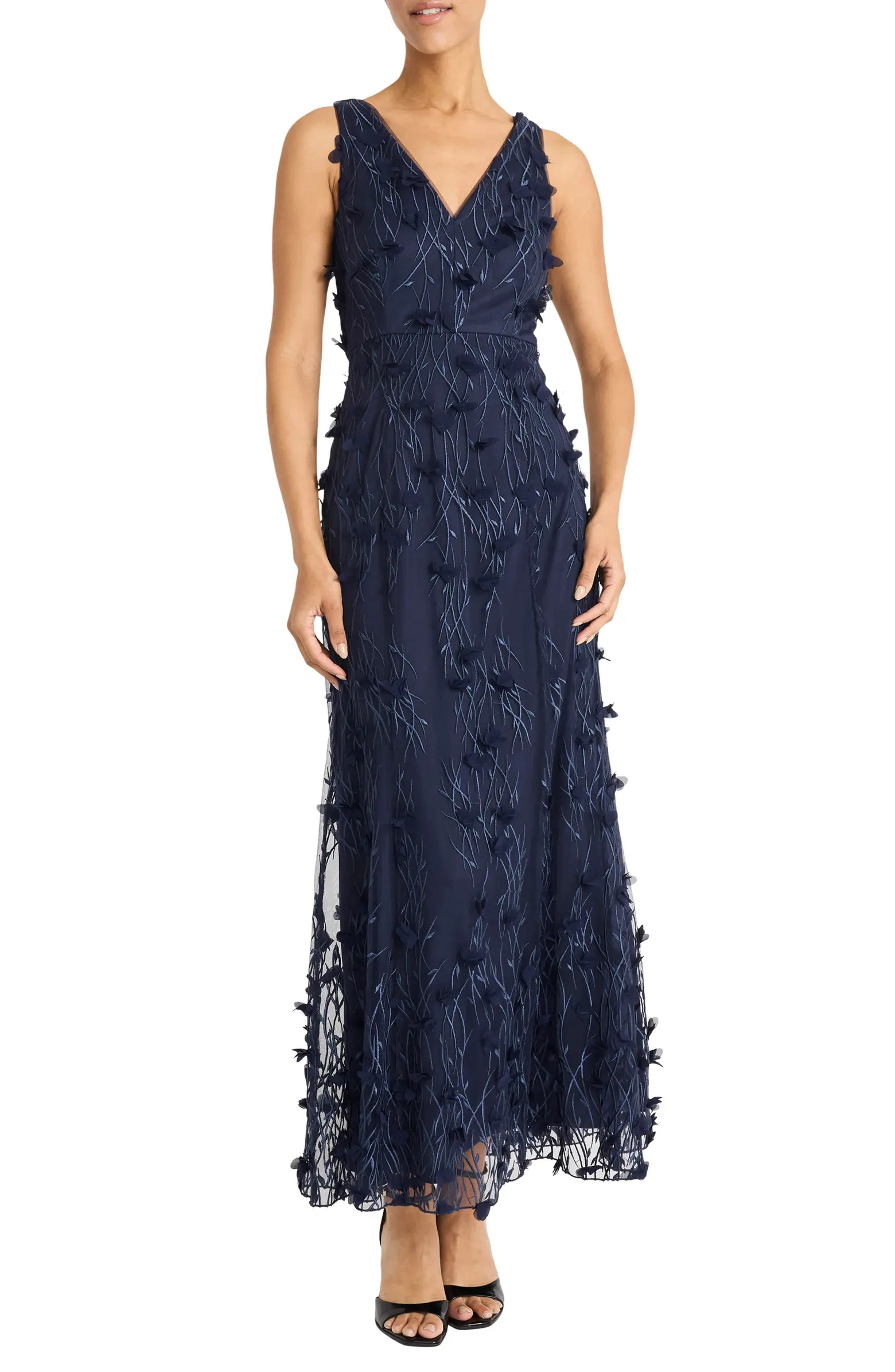 Maggy London 3D Embroidered Sleeveless Gown | Nordstrom | Nordstrom