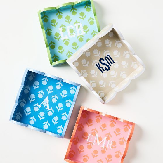 Scalloped Lacquer Mini Tray | Mark and Graham