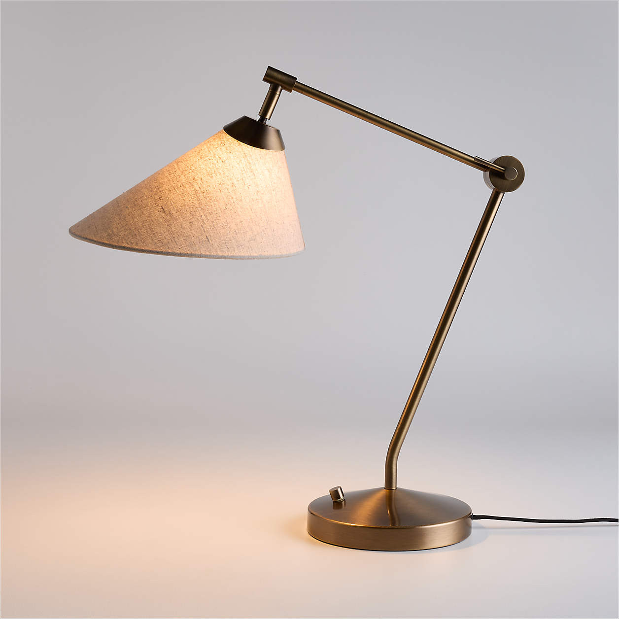 Avant Metal Task Lamp with Fabric Shade 28.2" + Reviews | Crate & Barrel | Crate & Barrel