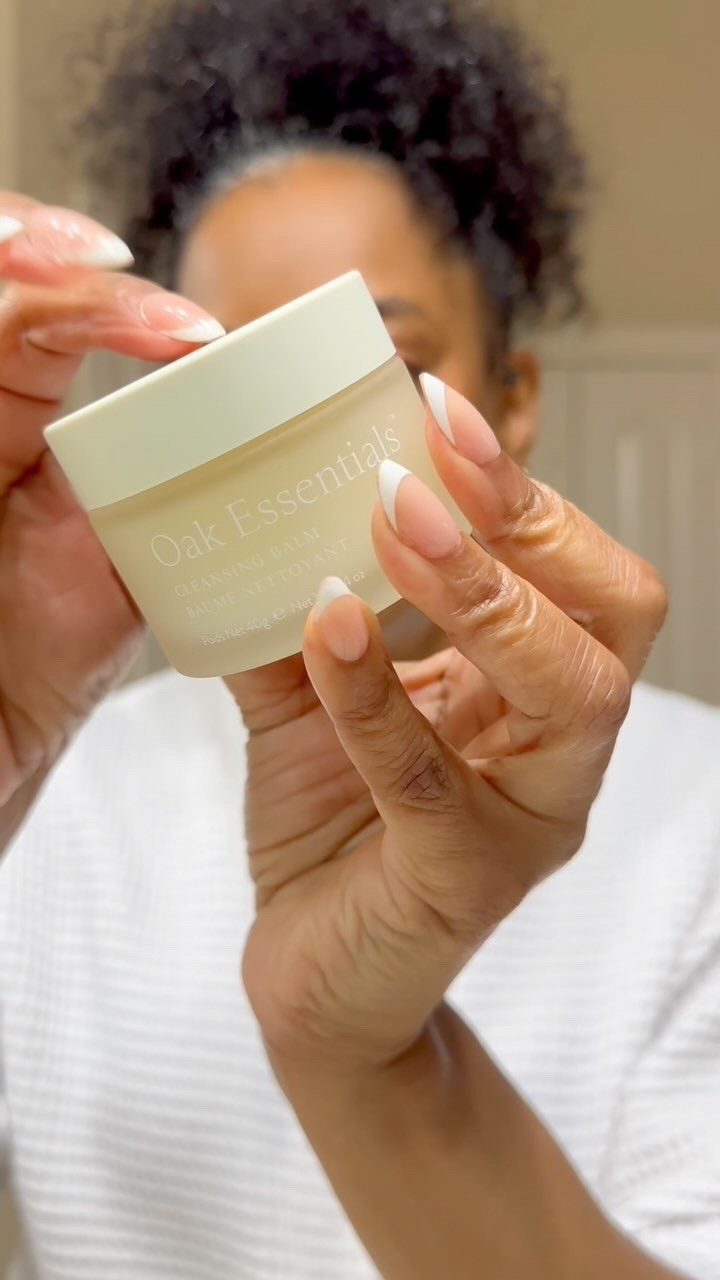 Gifted by Oak Essentials 

Spring cleaning starts with my skincare! ✨ The Oak Essentials @oakessentials Cleansing Balm has been a game-changer in my double cleansing routine. It melts away makeup, sunscreen, and impurities while leaving my skin feeling soft and hydrated. The best part? It’s packed with nourishing ingredients like safflower seed oil, avocado oil, and sesame seed oil—so my skin gets the deep cleanse it needs without feeling stripped.

Oak Essentials has quickly become one of my absolute favorite skincare brands, and this balm is a must-have! 

Do you double cleanse? 

xoxo, Mystiqua Trinette 

#SpringSkincare #DoubleCleansing #GlowFromWithin #BeautyOver40 #SkincareOver40 #TimelessBeauty #ProAgeBeauty #AgelessGlow #EffortlessBeauty #CleanBeauty #LuxurySkincare #MindfulBeauty #WellnessBeauty #oakessentials #oakessentialspartner