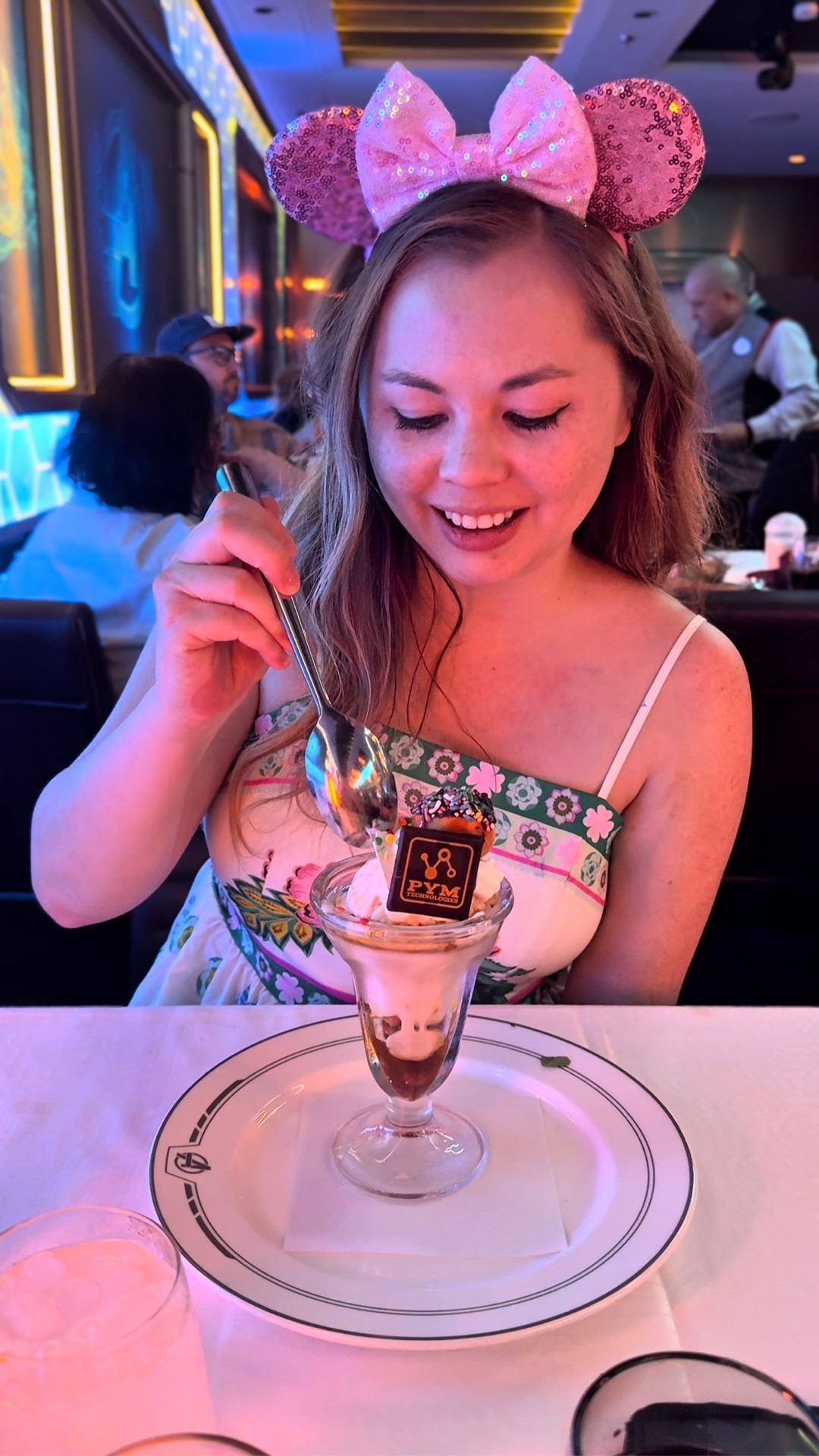 Ordering a Salad

Don’t worry, I ate my veggies too! 😉

🔗 Join our newsletter: https://domesticallyblissful.com/newsletter/ 



#LTKmomlife #LTKfoodie #LTKTravel