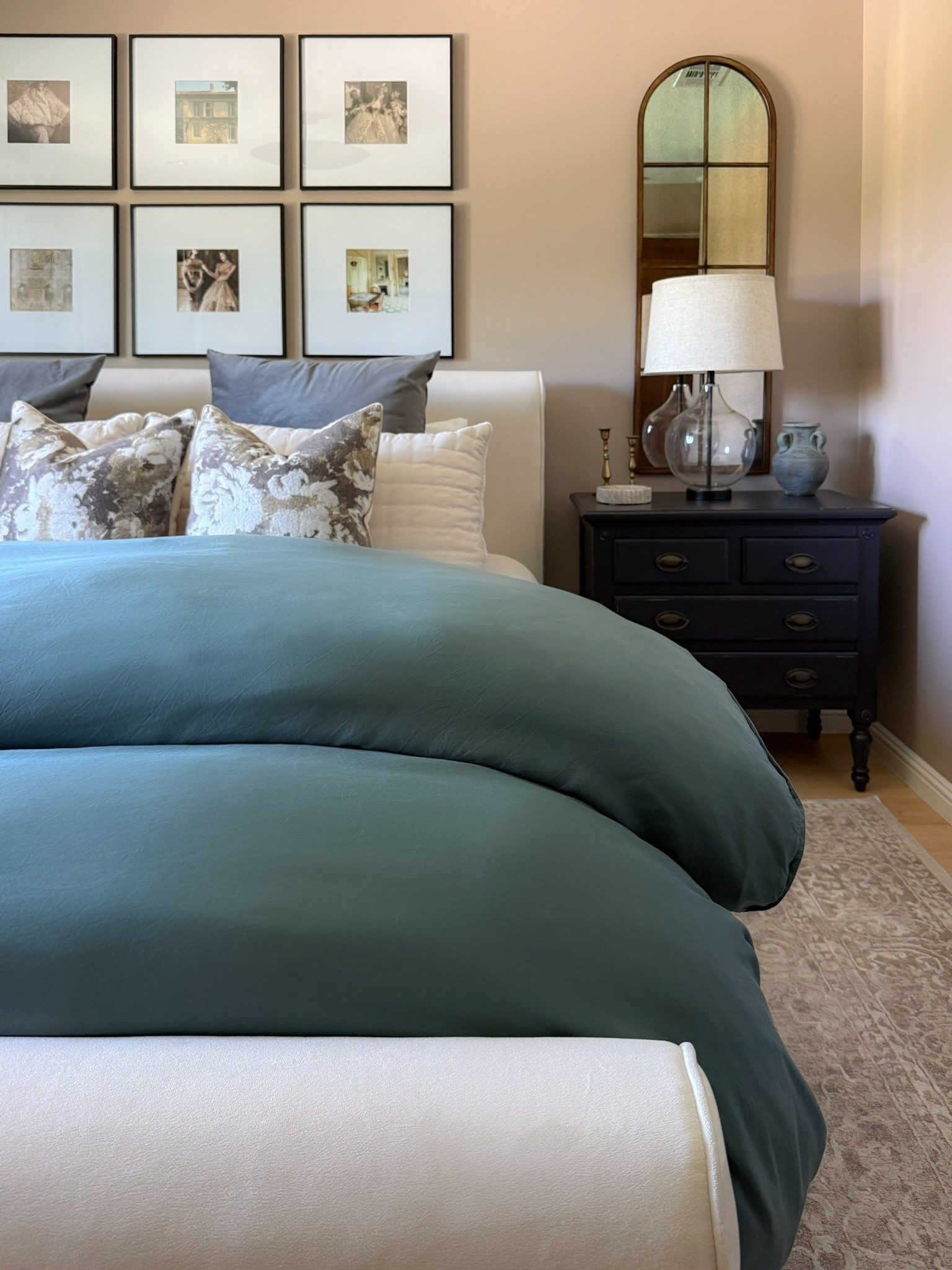 Amazon Prime Day deal! Check out this oversized king duvet and insert! Makes the bed incredibly cozy! ✨
