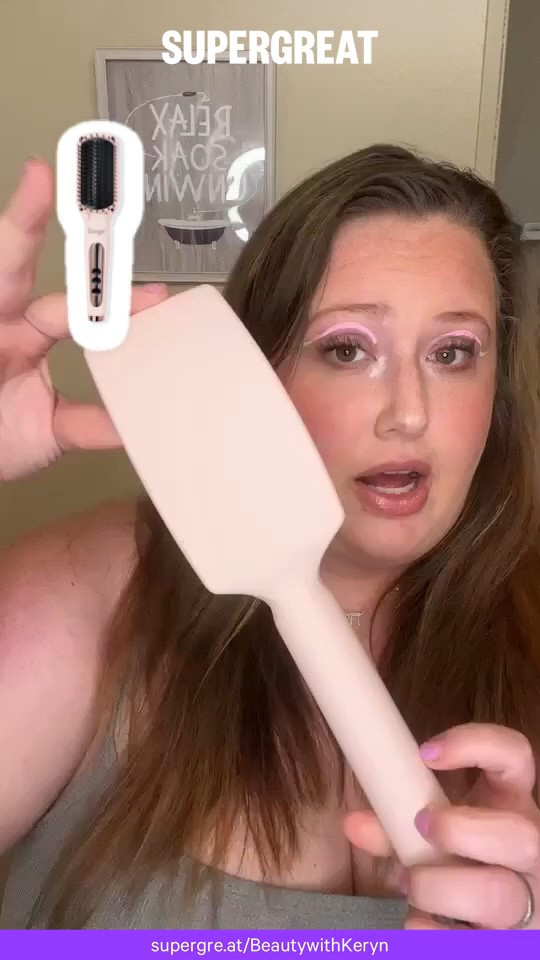 Lange Hair Le Vite Straightener Brush. This is highly slept on. #langehair #hairstraightener #brushstraightener #hair

#LTKWatchNow #LTKMostLoved #LTKBeauty
