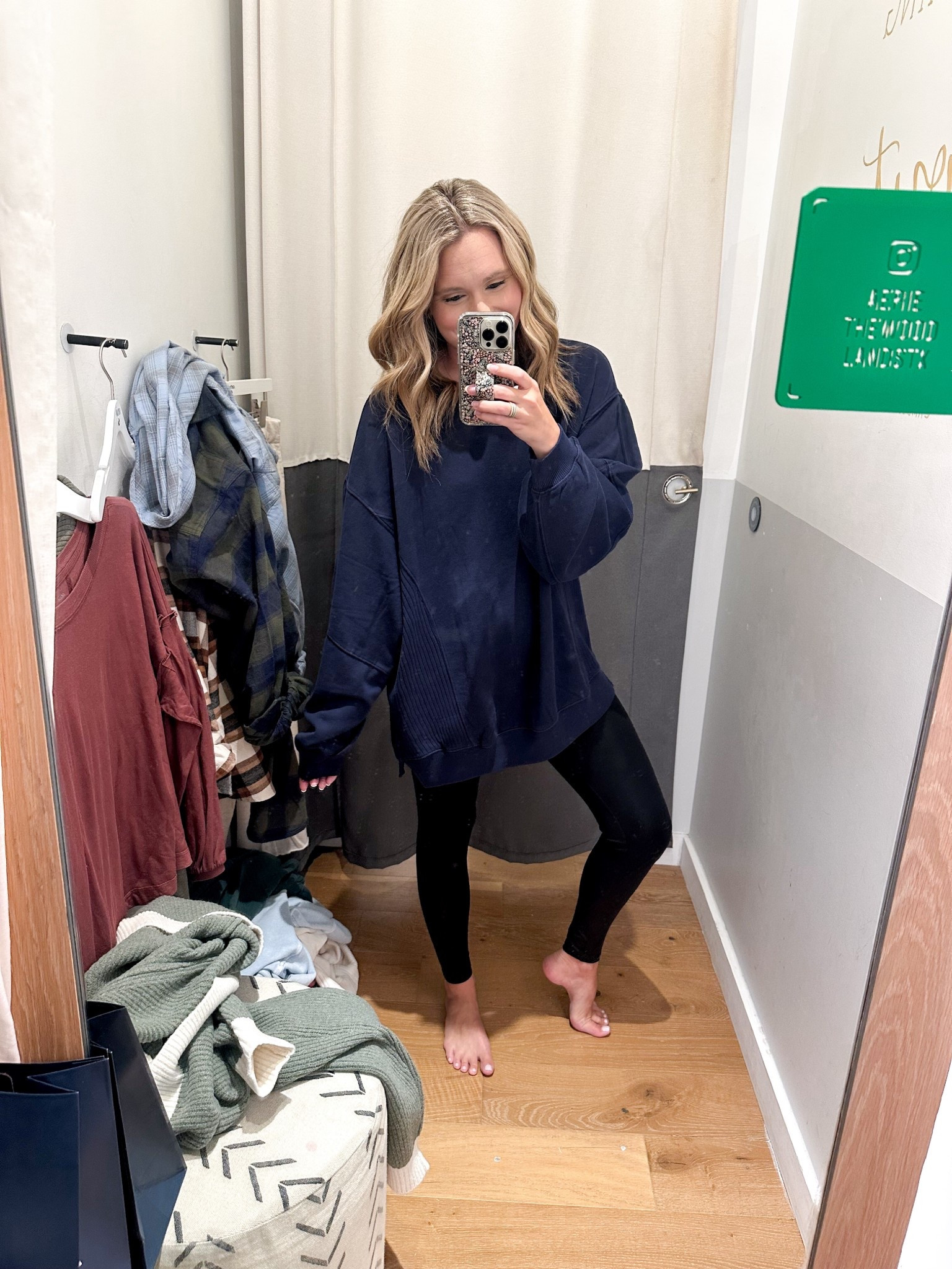 Loving this oversized sweatshirt! The perfect fall piece! 

#LTKSeasonal #LTKStyleTip #LTKFallSale