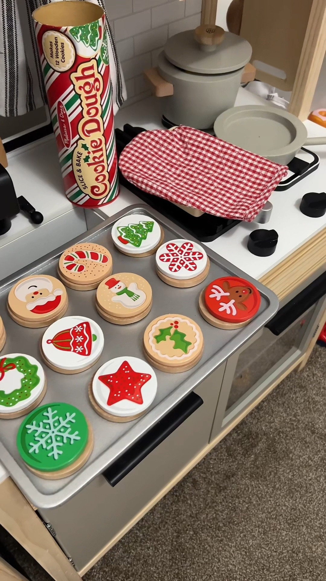 My toddler has served me approximately 47 pretend Christmas cookies today… and honestly? This is the only holiday baking I can actually keep up with. 🍪🎄 @melissaanddoug

#MelissaAndDoug #PretendPlay #ToddlerLife #ToddlerMom #ChristmasMagic #HolidayPlay #PlayAllDay #MontessoriAtHome #LearningThroughPlay #MomLifeUnfiltered #RelatableMom #ChristmasCookies #SliceAndBake #HolidayVibes

#LTKGiftGuide #LTKHoliday #LTKdayinmylife