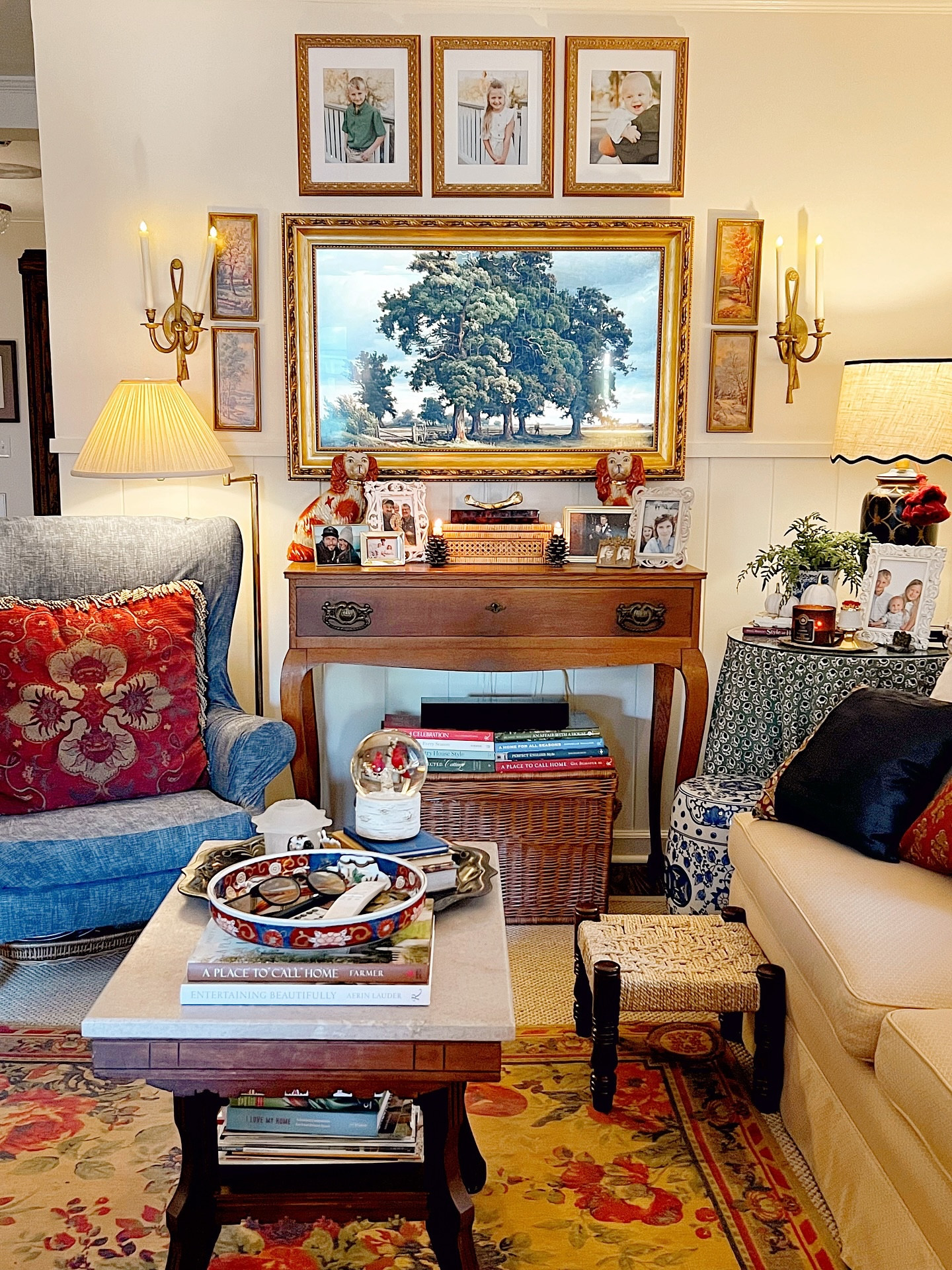 The snug is officially 90s-nostalgic and ready for cozy season. Almost complete — just waiting on the perfect ottoman for my feet (and the pups) to land on.

I pulled in warm colors and nostalgic textures, restyled the bookshelf (thanks to inspo from @mirth_and_maximalism!), and finally got some art on the walls. Will I add more? Maybe. For now, it feels just right: layered, lived-in, and ready for autumn evenings at home.

Do you ever feel like a room tells you when it’s done… or are you a “forever tweaking” type like me?
#roommakeover #chronicrearranger 
•
•
•
•
•
•
•
Vintage Decor | Home Inspiration | Collected Home | Traditional Home | Sentimental Style | Curating Joy | The Sentimental Decorator | Joyful Rituals of Home | Sentimental Home | Homes with a Story

#sentimentalhome #thesentimentaldecorator #sentimentalstyle