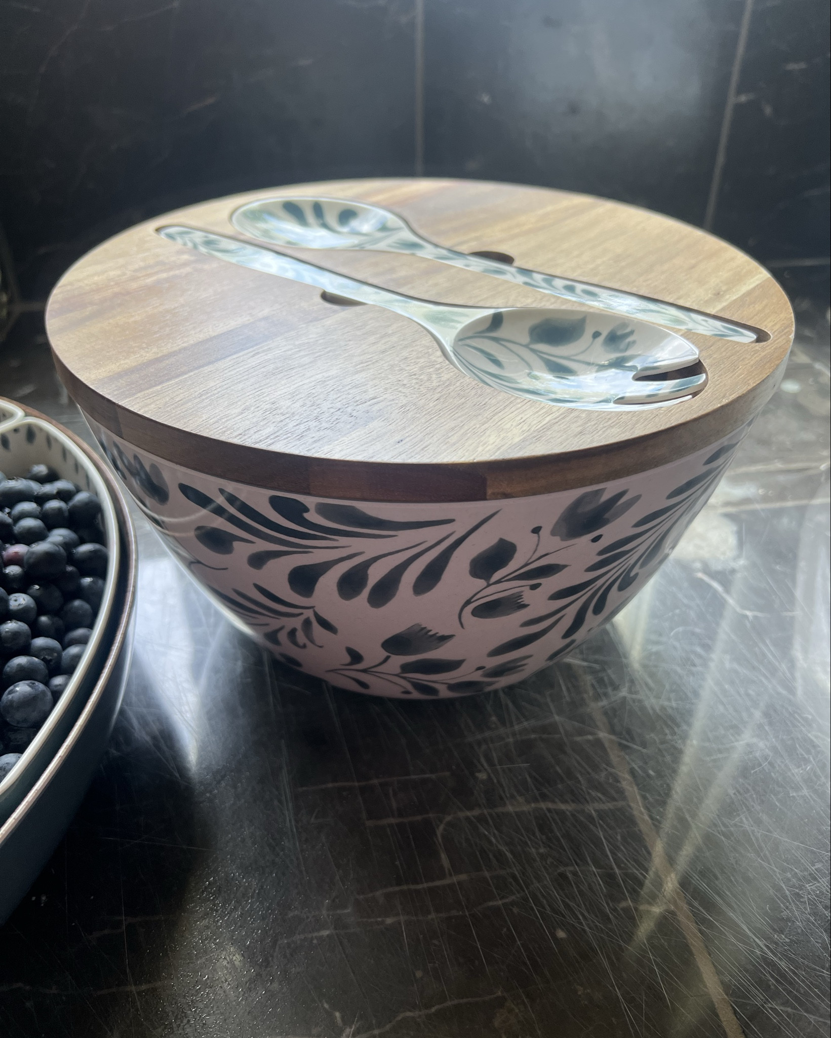 Matching Serving bowl and platter  