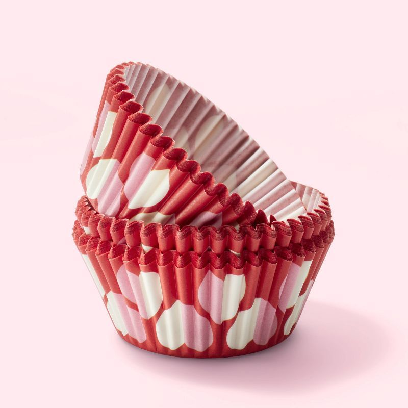 75ct Paper Hearts Baking Cups Red/White - Spritz™ | Target