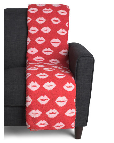 Feather Knit Lips Throw | TJ Maxx