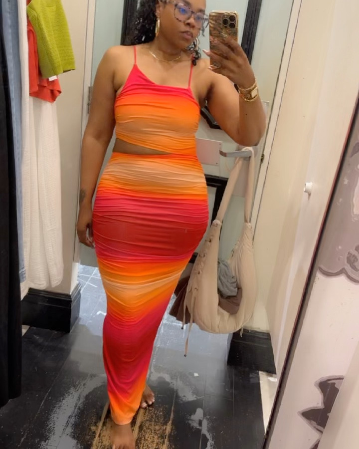 Found the PERFECT vacation dress! I’m in love. Vacation me please!

I’m wearing a Medium 

#LTKStyleTip #LTKMidsize #LTKFindsUnder50