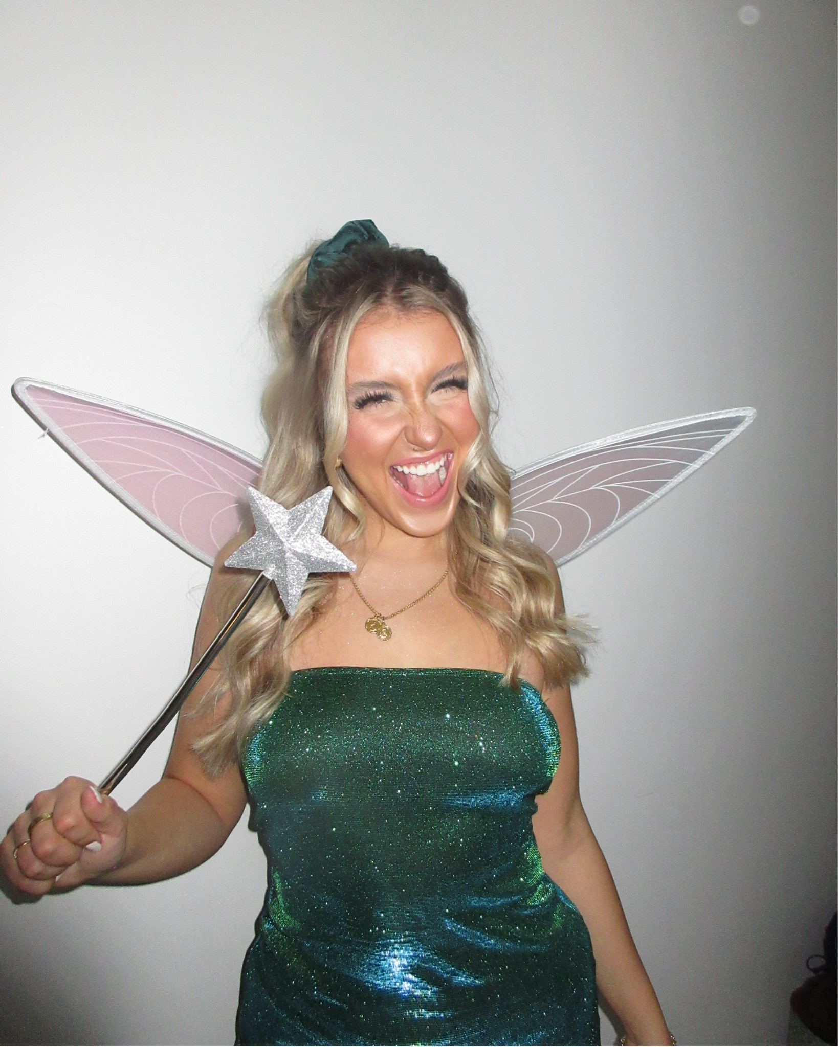 tinkerbell halloween costume 

#LTKautumn #LTKpartywear #LTKcanada