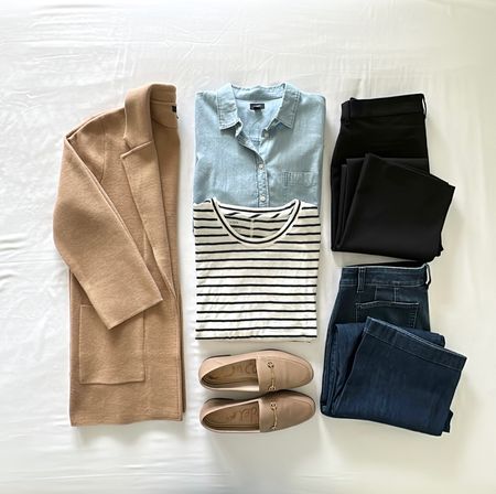 Mix and match with a sweater blazer 🍁 With a striped tee, chambray shirt, flare leg black pants, wide leg trouser jeans and neutral loafers. 

#LTKmidsize #LTKstyletip #LTKSeasonal
