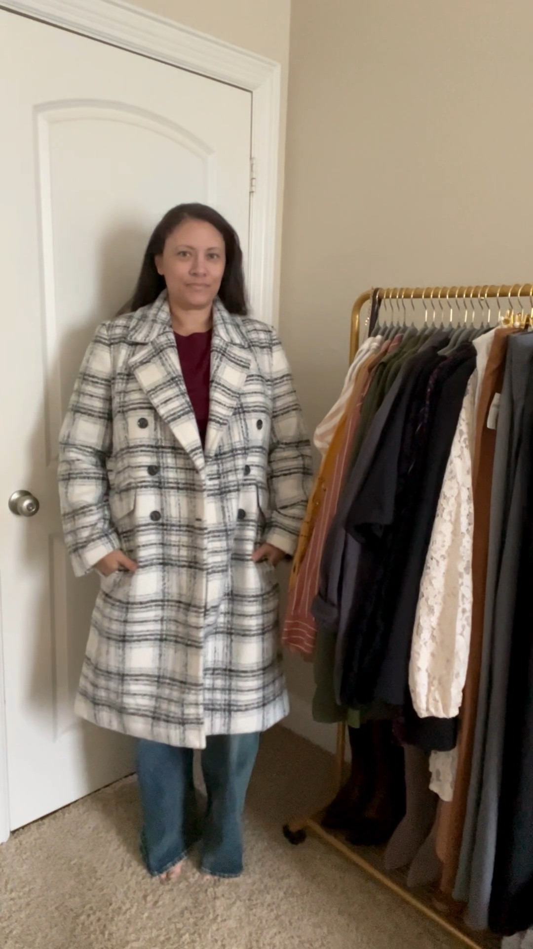 Try on this statement coat with me. It is so good. It will be on repeat (if the weather allows). Sz large.

#LTKCyberWeek #LTKSaleAlert #LTKSeasonal