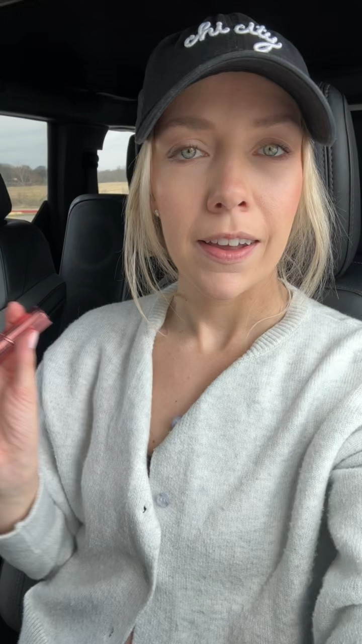 My favorite every day every night lipstick no one ever talks about 

Color; icon baby 