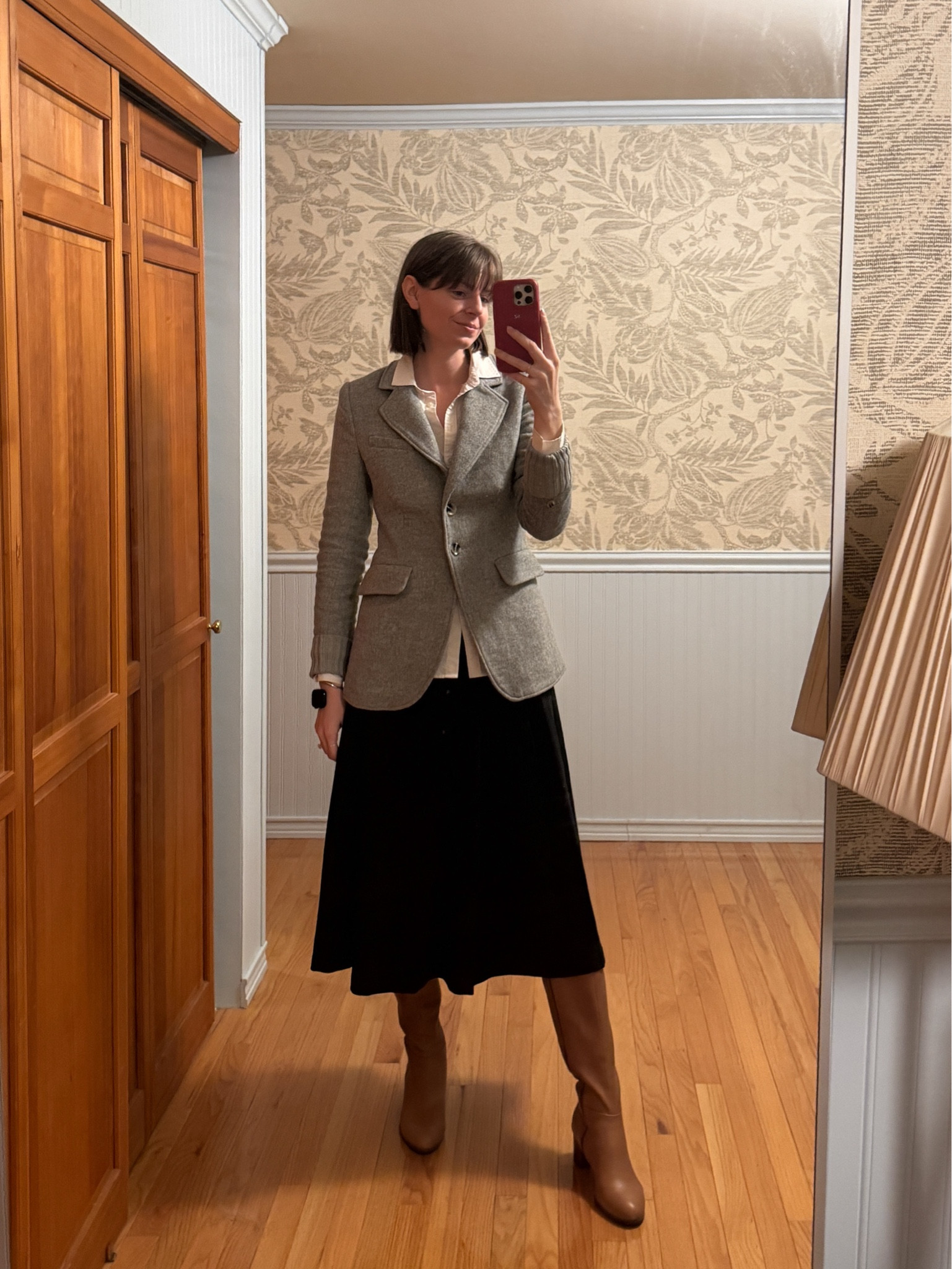 Favorite daughter city blazer
What I wore to work
Women in stem
Casual corporate outfit 
Elevated basics
Neutral outfit