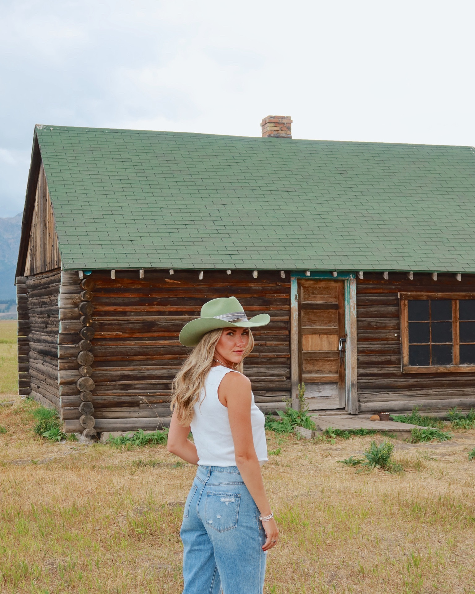 Country Concert Outfit Inspo! 

Country Concert Outfit 
Back to School 
Fall Outfit 
Moreewithmo 

#LTKxVICI #LTKFindsUnder50 #LTKFindsUnder100