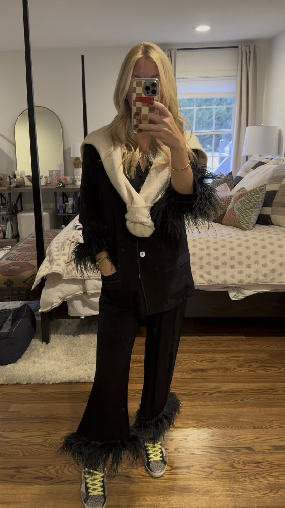 Happy Xmas eve! If Santa doesn’t bring you these sleeper “party” pjs… get them for yourself! wear them at home or throw on some fun heels and sparkly bag and you can hit the town looking like a million bucks but feeling so so comfy!! 🪩😘

#LTKstyletip #LTKHoliday #LTKover40