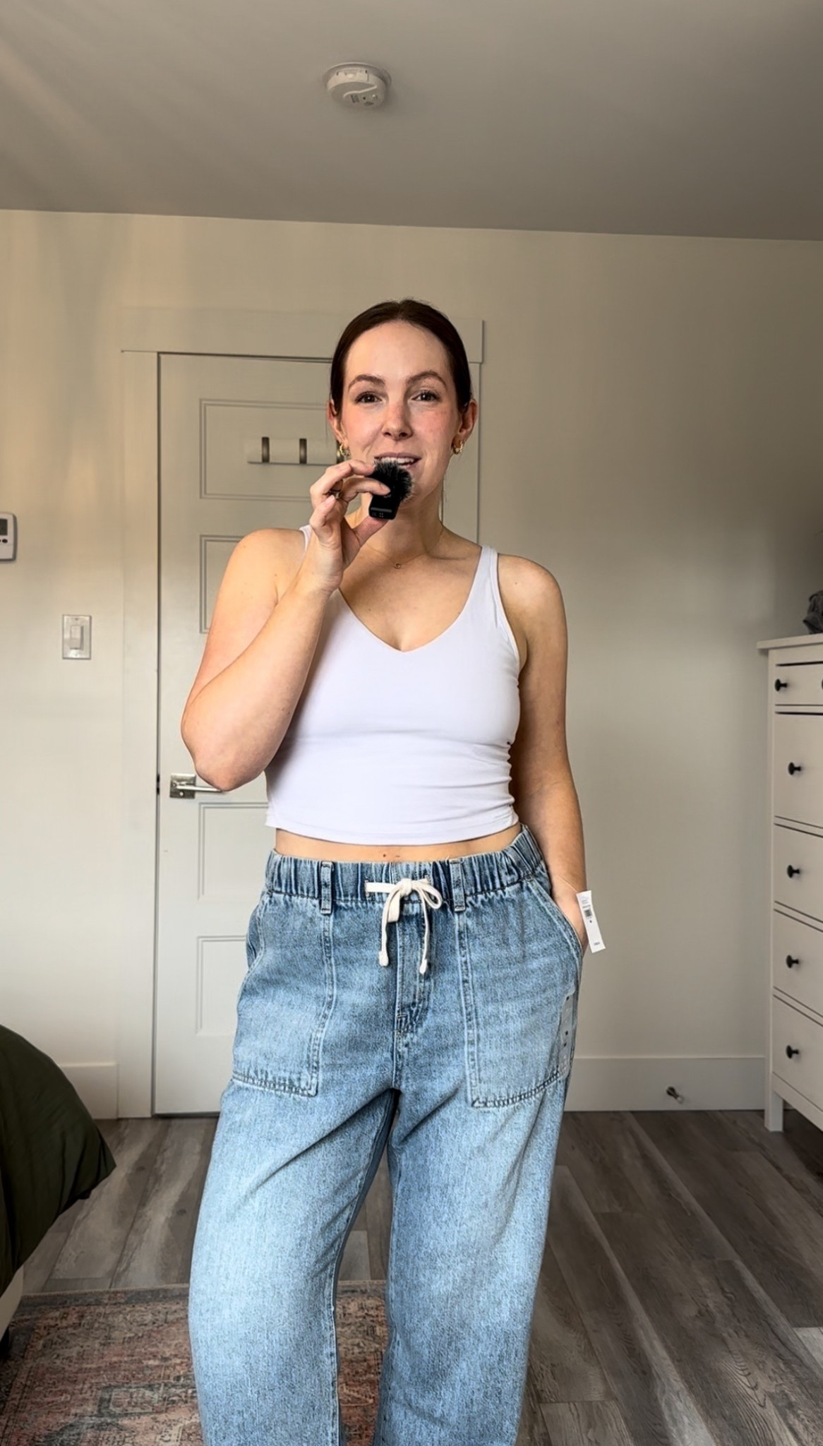 The comfiest denim drawstring joggers for the spring 🤍 Pants (M), top (M)

#LTKcanada #LTKstyletip #LTKspring